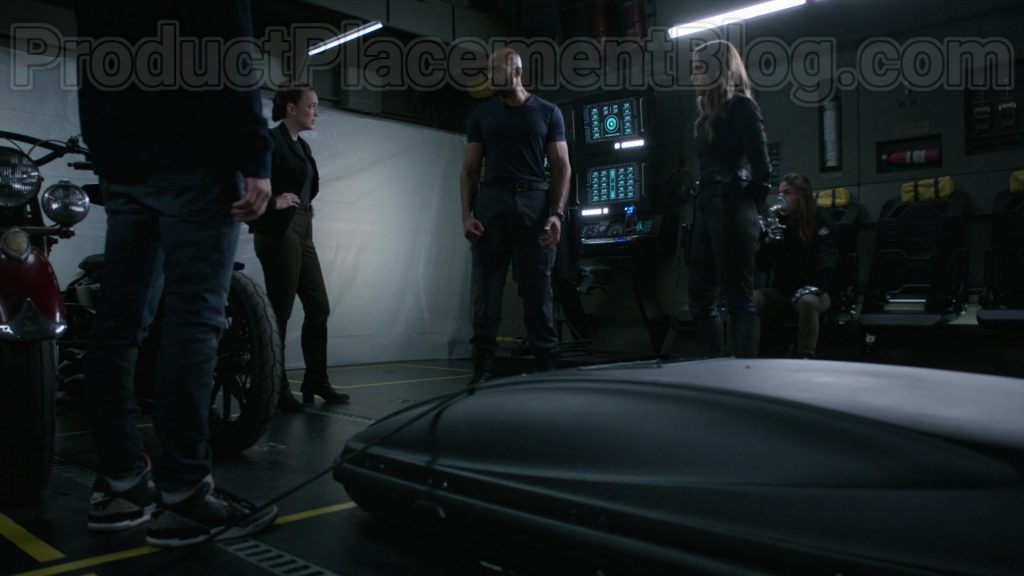 Nike Sneakers of Jeff Ward as Deke Shaw in Marvel's Agents of S.H.I.E.L.D. S07E01 “The New Deal” (2020) (Image 2)