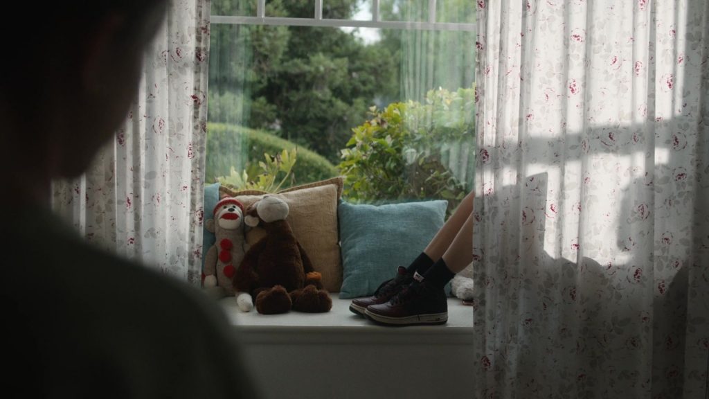 Nike Sneakers of Jenna Ortega as Vada Cavell in The Fallout (2021) (Image 3)