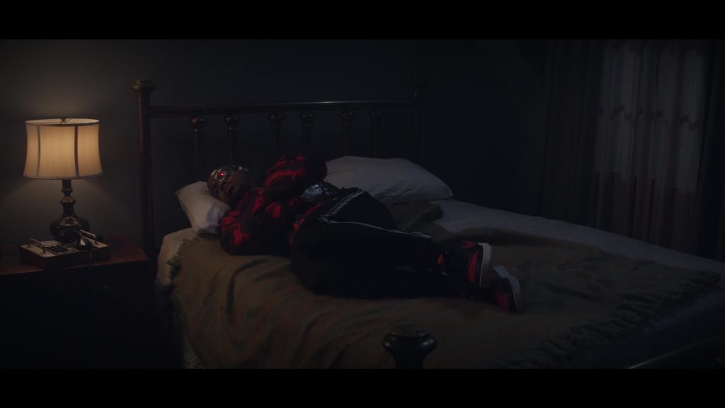 Nike Sneakers of Joivan Wade as Cyborg in Doom Patrol S02E09 “Wax Patrol” (2020) (Image 1)