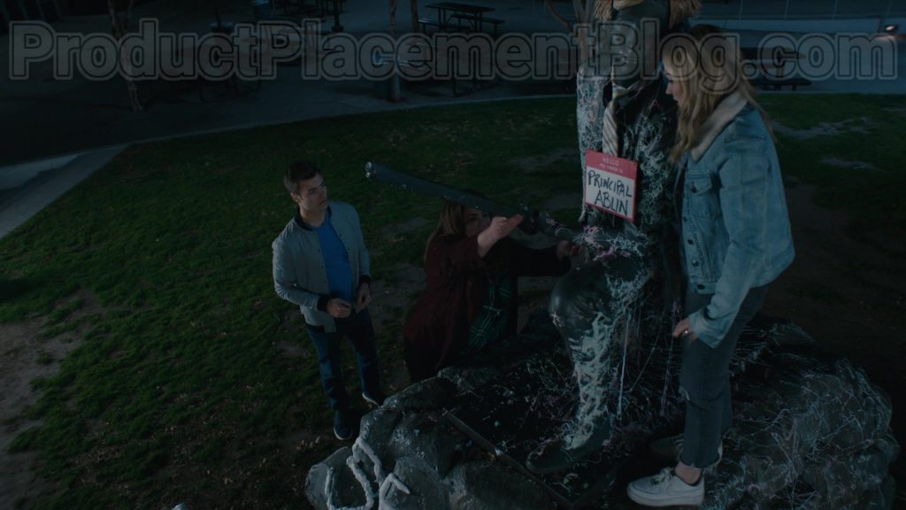Nike Sneakers of Meg Donnelly in American Housewife S04E18 “Senior Prank” (2020) (Image 1)