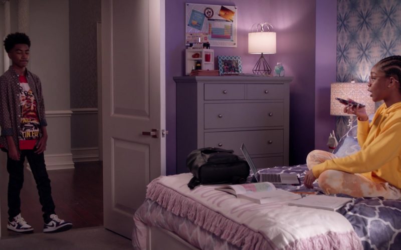 Nike Sneakers of Miles Brown as Jack Johnson in Black-ish S07E13 “The Mother and Child De-Union” (2021) (Image 1)
