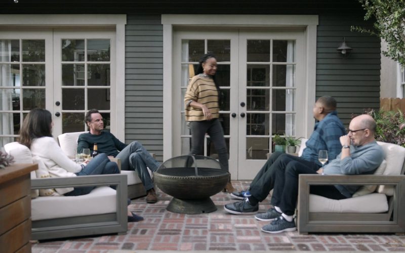Nike Sneakers of Omar Miller as Ben in The Unicorn S02E02 “It's Complicated” (2020) (Image 1)