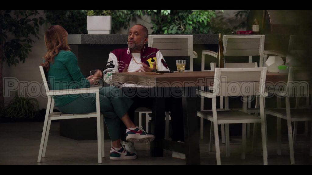 Nike Sneakers of Rashida Jones as Joya Barris in #blackAF S01E05 (2020) (Image 2)