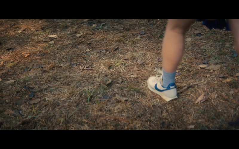 Nike Sneakers of Sadie Sink as Christine ‘Ziggy' Berman in Fear Street Part Two - 1978 (2021) (Image 1)