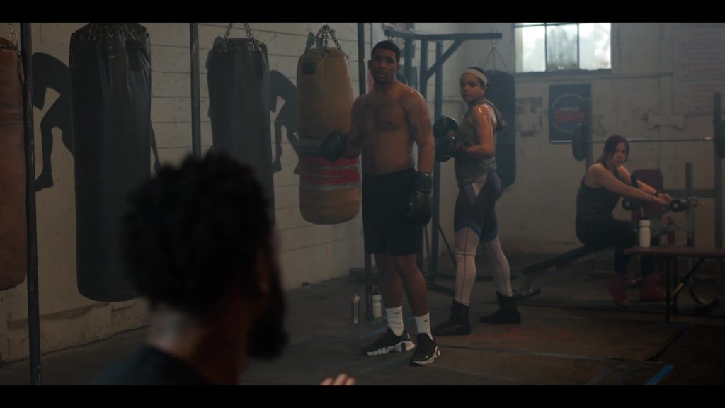 Nike Socks and Sneakers in Alert - Missing Persons Unit S02E03 “Gemma & Isabel” (2024) (Image 2)