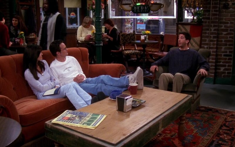 Nike Trainer Shoes Worn by Matthew Perry (Chandler Bing) in Friends Season 7 Episode 3 “The One With Phoebe’s Cookies” (2000) (Image 1)