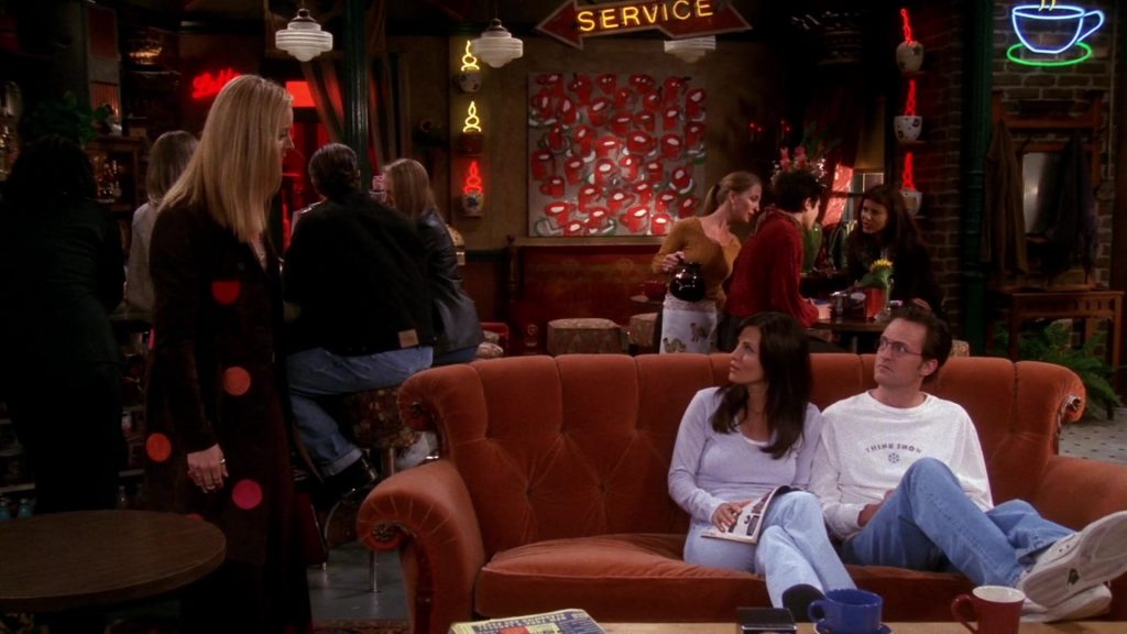 Nike Trainer Shoes Worn by Matthew Perry (Chandler Bing) in Friends Season 7 Episode 3 “The One With Phoebe’s Cookies” (2000) (Image 3)