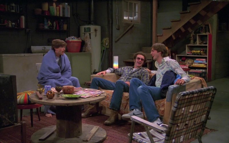 Nike White Shoes Worn by Ashton Kutcher as Michael Kelso in That '70s Show S06E08 “I'm a Boy” (2004) (Image 1)