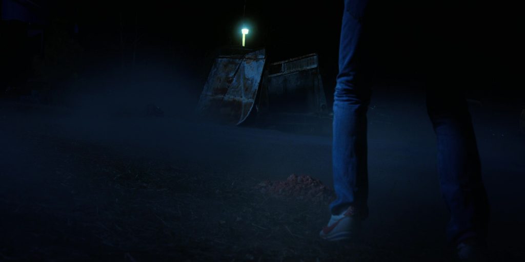 Nike White Shoes Worn by Joe Keery (Steve Harrington) in Stranger Things - The Spy (2017) (Image 8)