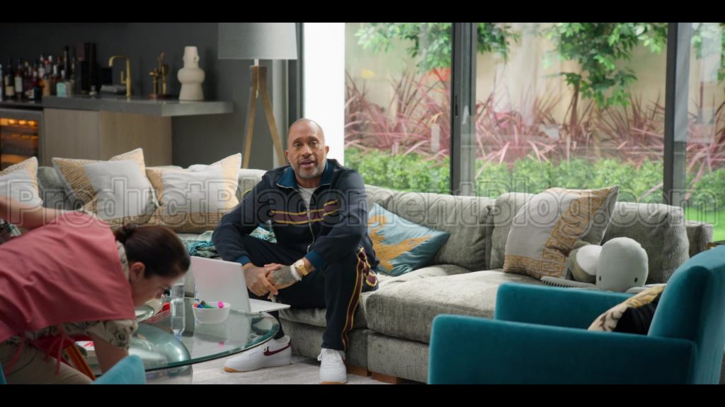 Nike White Sneakers Worn by Kenya Barris in #blackAF S01E01 “because of slavery” (2020) (Image 1)