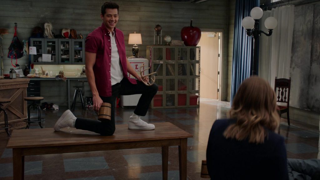 Nike White Sneakers Worn by Matt Cornett as E. J. Caswell in High School Musical - The Musical - The Series S02E08 “Most Likely To” (2021) (Image 1)