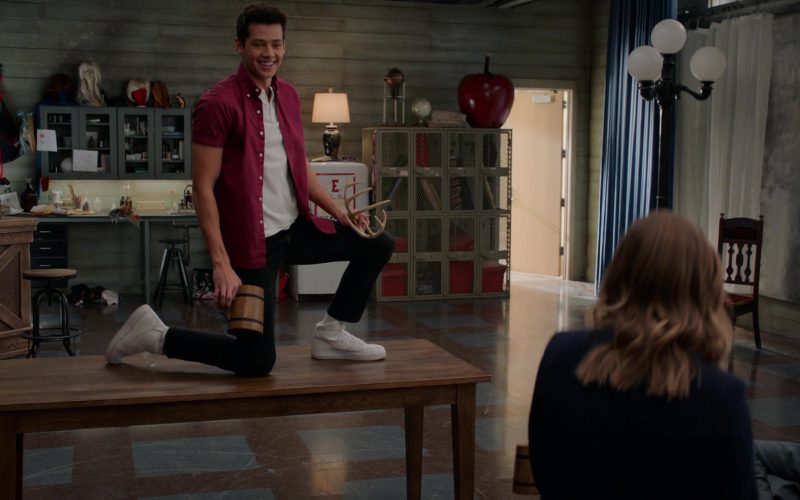 Nike White Sneakers Worn by Matt Cornett as E. J. Caswell in High School Musical - The Musical - The Series S02E08 “Most Likely To” (2021) (Image 1)