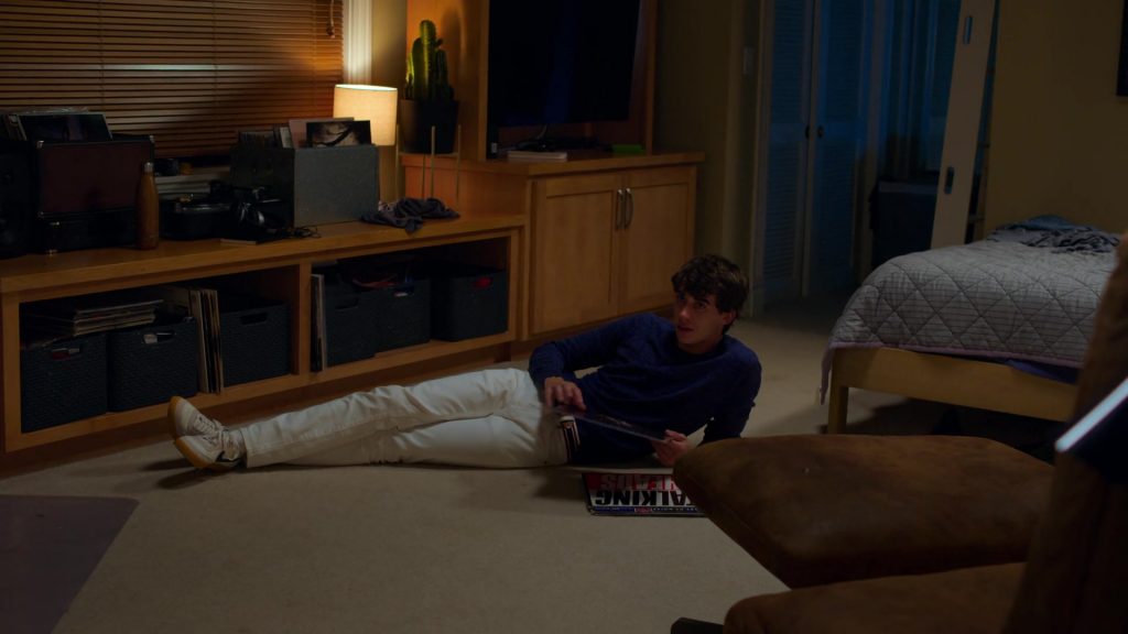 Nike White Sneakers in 13 Reasons Why – Season 3, Episode 5, “Nobody's Clean” (2019) (Image 1)