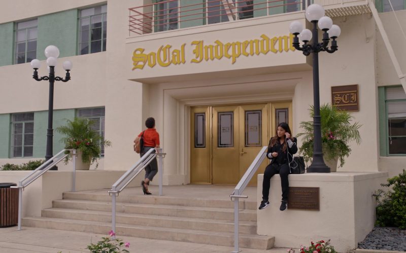 Nike Women's Sneakers Worn by Gina Rodriguez as Nell Serrano in Not Dead Yet S01E07 “Not Out of the Game Yet” (2023) (Image 1)