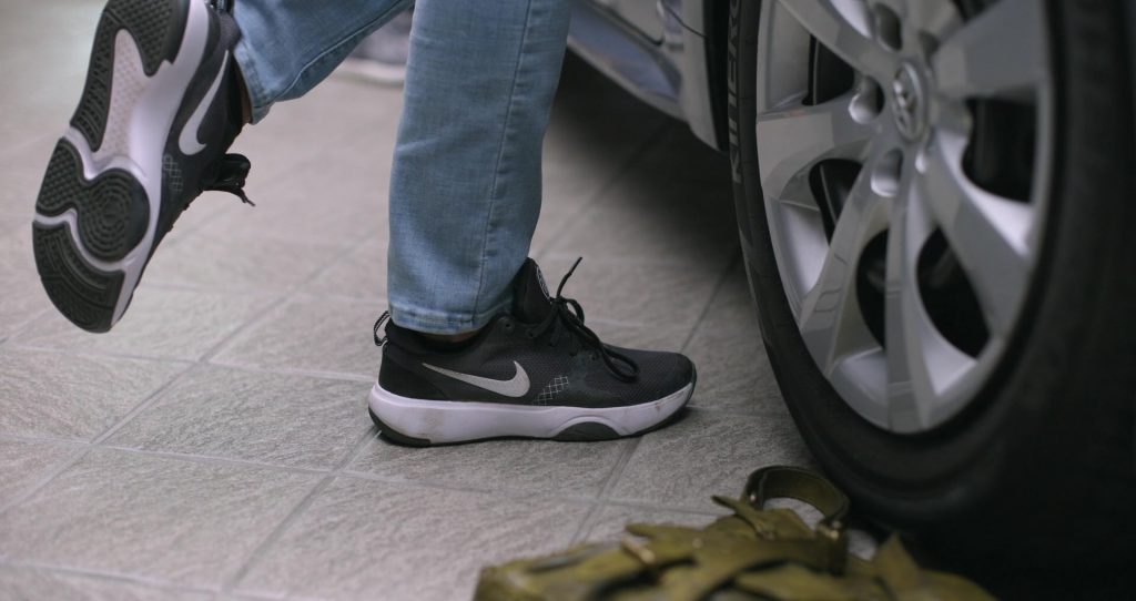 Nike Women's Sneakers in Little America S02E03 “The 9th Caller” (2022) (Image 1)