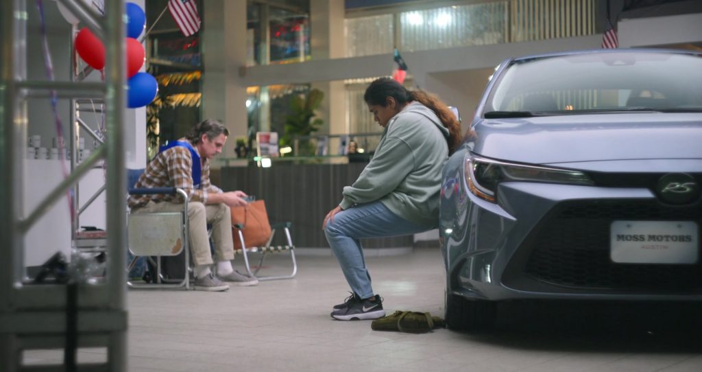 Nike Women's Sneakers in Little America S02E03 “The 9th Caller” (2022) (Image 2)