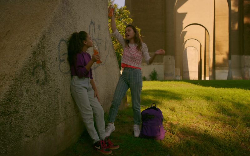 Nike Women's Sneakers in Orange Is the New Black – Season 7, Episode 5, Minority Deport (2019) (Image 1)