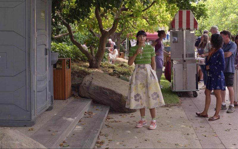 Nike Women's Sneakers of Hannah Simone as Sam in Not Dead Yet S01E06 “Not Ready to Share Yet” (2023) (Image 1)