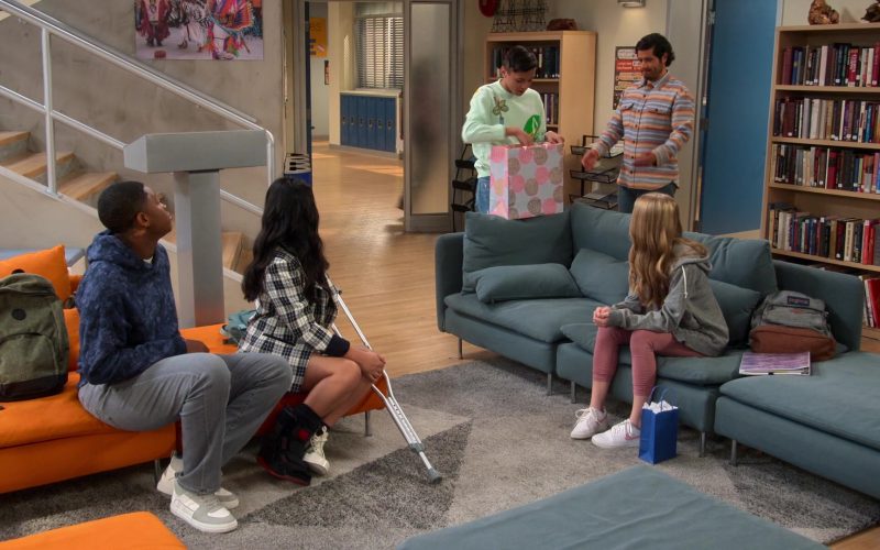 Nike Women's Sneakers of Katie Beth Hall as Sarah Watson in Head of the Class S01E06 “All We Do Is Win” (2021) (Image 1)
