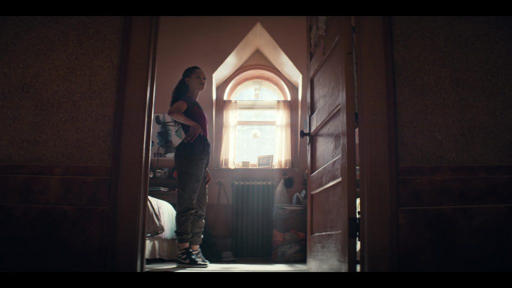 Nike Women's Sneakers of Kylie Jefferson as Neveah in Tiny Pretty Things S01E08 “Relevé” (2020) (Image 1)