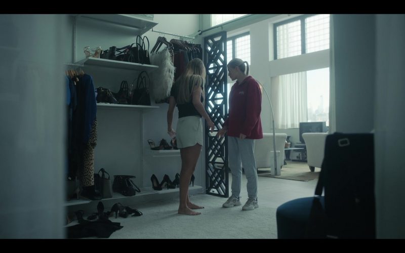 Nike Women's Sneakers of West Duchovny as Shannon Schaeffer in Painkiller S01E01 “The One to Start With, The One to Stay With” (2023) (Image 1)