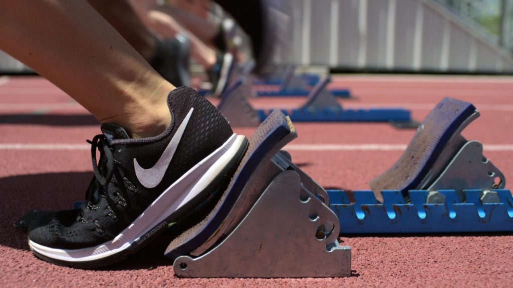 Nike Zoom Women's Sneakers in Atypical Season 3 Episode 9 “Sam Takes a Walk” (2019) (Image 2)