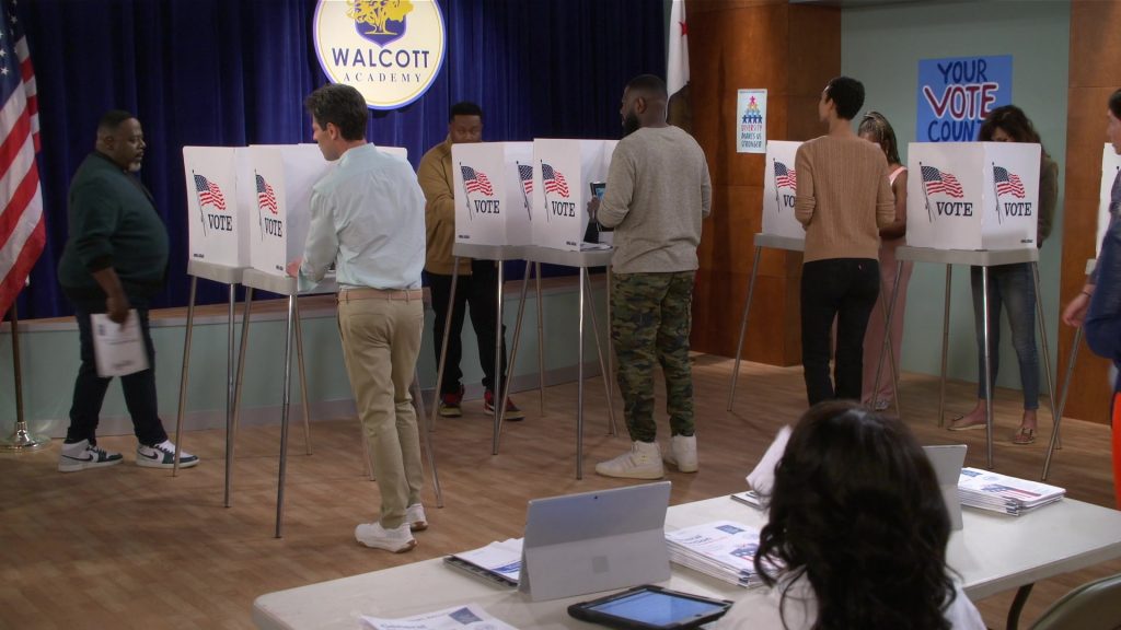 Nike and Adidas Shoes in The Neighborhood S07E03 “Welcome to the Vote” (2024) (Image 11)