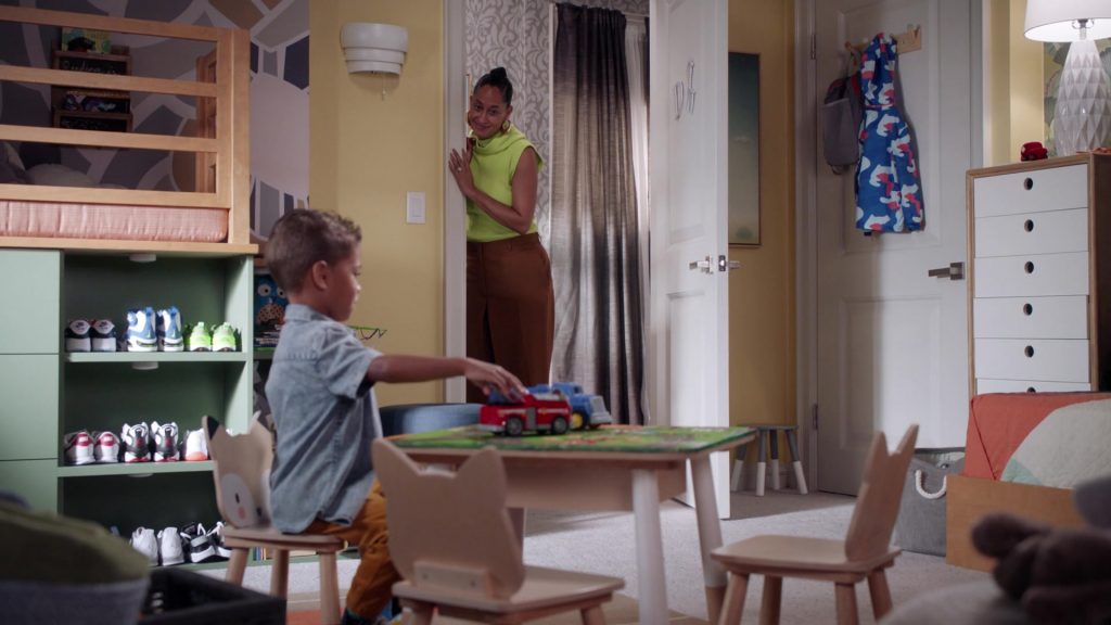 Nike and Air Jordan Shoes in Black-ish S08E05 “Ashy to Classy” (2022) (Image 1)