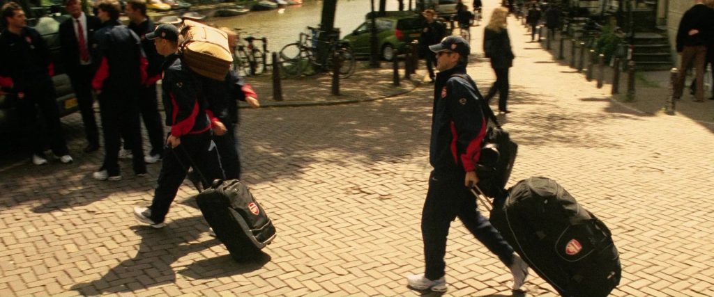 Nike and Arsenal F.C. Tracksuits and Nike Shoes in Ocean’s Twelve (2004) (Image 5)