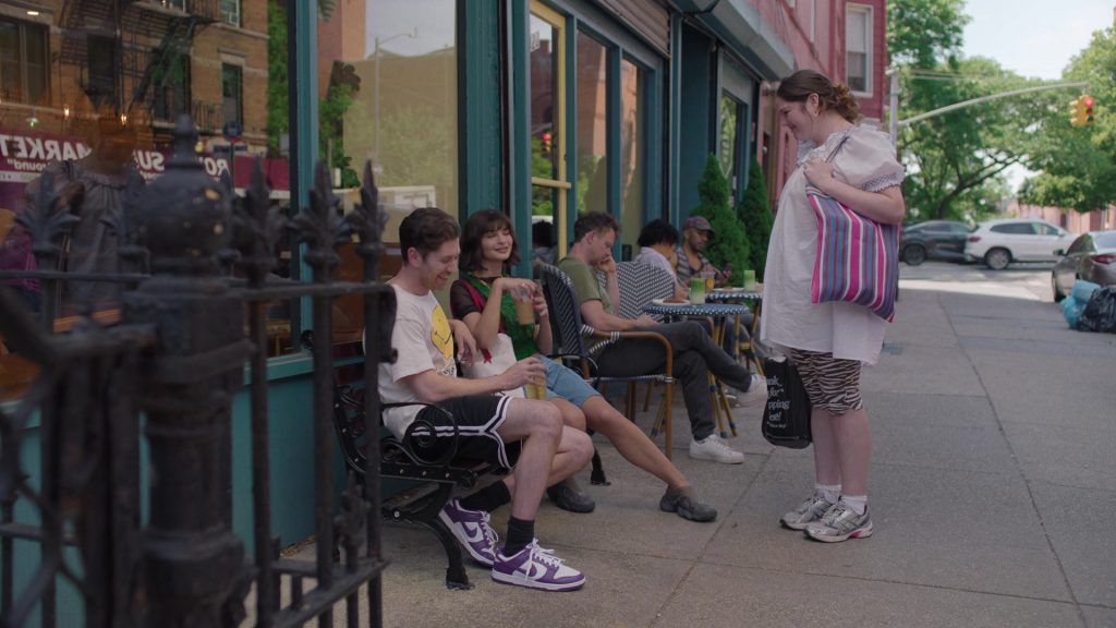 Nike and Asics Shoes in Too Much S01E05 “Pink Valentine” (2025) (Image 7)