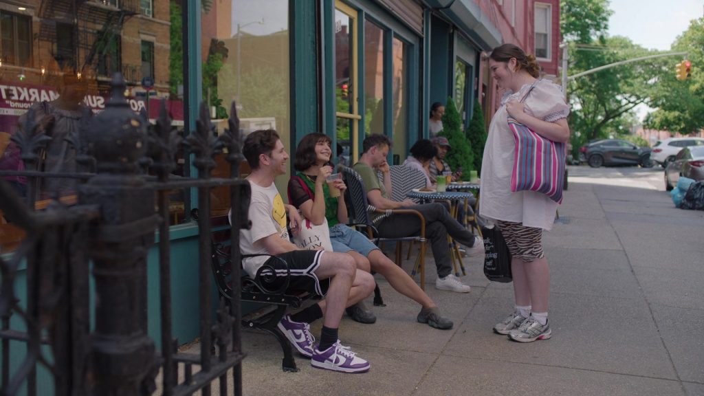 Nike and Asics Shoes in Too Much S01E05 “Pink Valentine” (2025) (Image 9)