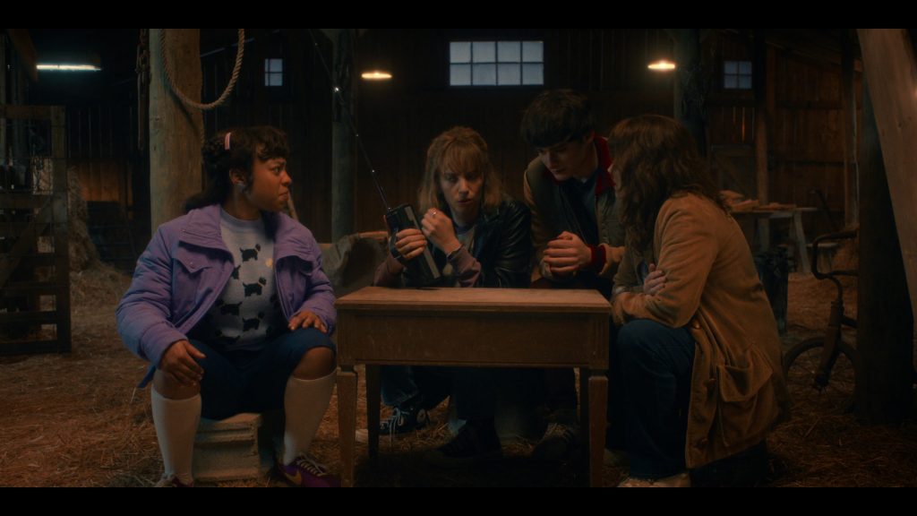 Nike and Converse Shoes in Stranger Things S05E03 “Chapter Three – The Turnbow Trap” (2025) (Image 1)