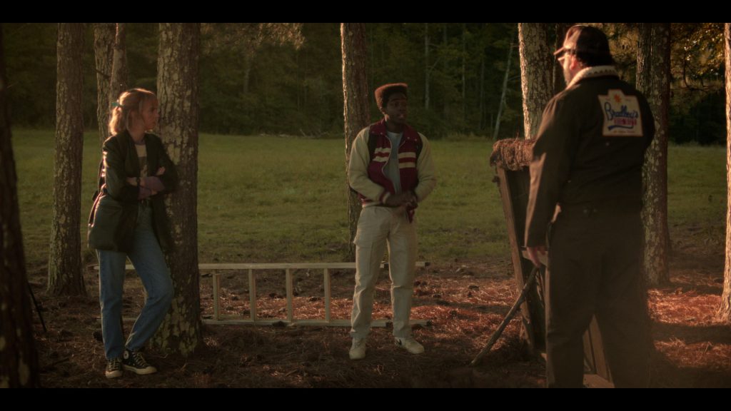 Nike and Converse Shoes in Stranger Things S05E04 “Chapter Four – Sorcerer” (2025) (Image 2)