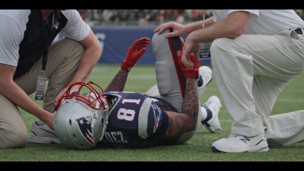 Nike and New Balance Sneakers in American Sports Story S01E06 “Herald Street” (2024) (Image 3)