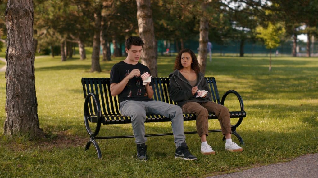 Nike and Vans Shoes in Ginny and Georgia S03E07 “That's Wild” (2025) (Image 6)