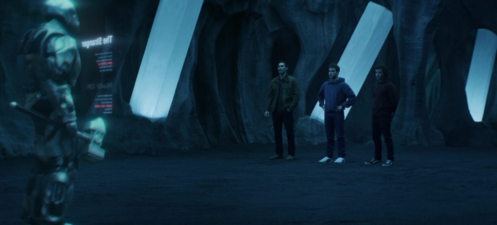 Nike and Vans Shoes in Superman and Lois S04E09 “To Live and Die Again” (2024) (Image 2)