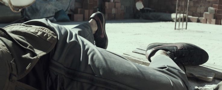 Nike shoes worn by Sammy Sheik in AMERICAN SNIPER (2014) (Image 1)