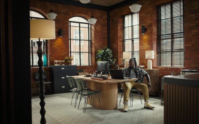 Nike x Off-White Air Jordan 5 Retro SP sneaker in the “Sail” colorway in Tracker S03E06 “Angel” (2025) (Image 1)