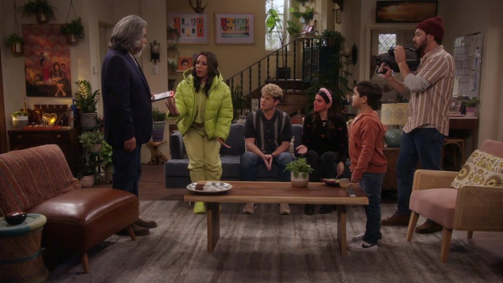 Nintendo Switch and Nike Sneakers in Lopez vs Lopez S03E08 “Lopez vs Dateline” (2024) (Image 16)