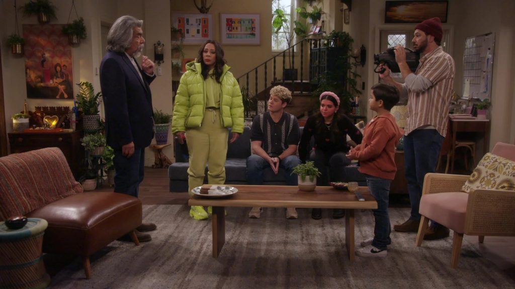 Nintendo Switch and Nike Sneakers in Lopez vs Lopez S03E08 “Lopez vs Dateline” (2024) (Image 17)