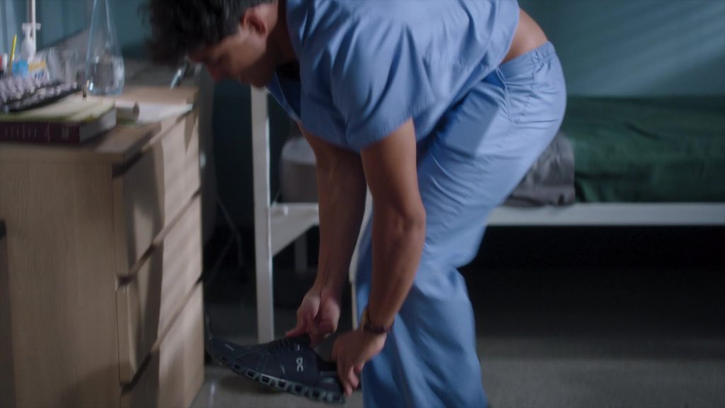 ON Sneakers in Grey's Anatomy S21E06 “Night Moves” (2024) (Image 2)