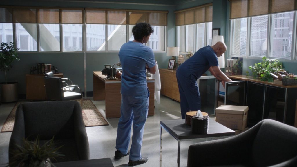 ON Sneakers in Greys Anatomy S21E14 “Love in the Ice Age” (2025) (Image 1)