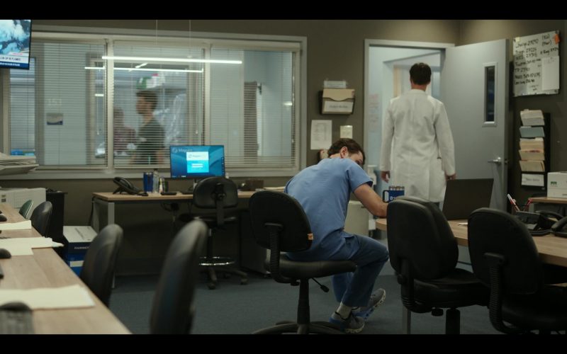 ON Sneakers in Pulse S01E09 “The Last Shift” (2025) (Image 1)