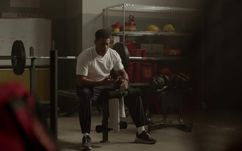 On Men's Sneakers in Fire Country S01E06 “Like Old Times” (2022) (Image 1)