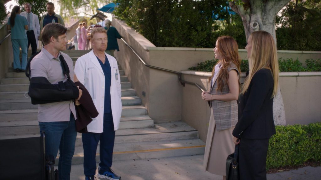On Shoes in Greys Anatomy S22E04 “Goodbye Horses” (2025) (Image 3)