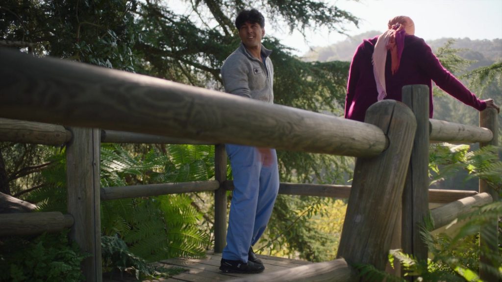 On Shoes in Grey's Anatomy S22E07 “Skyfall” (2026) (Image 7)