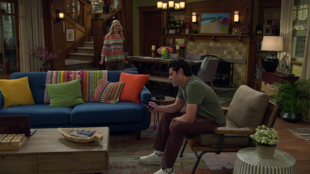 On Sneakers in The Neighborhood S08E02 “Welcome to the Downsizing” (2025) (Image 1)