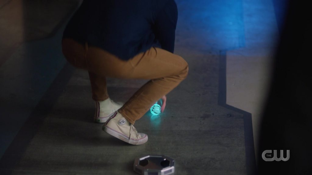 PF Flyers Men's Shoes Worn by Grant Gustin as Barry Allen in The Flash S07E16 “P.O.W.” (2021) (Image 1)