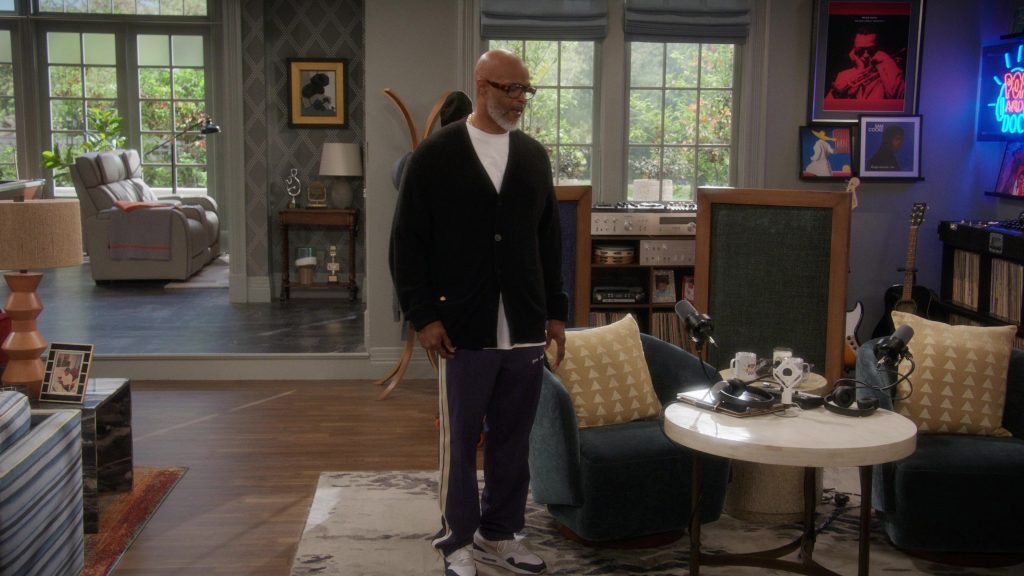 Palm Angels Pants and Nike Shoes in Poppa's House S01E07 “Brokeback” (2024) (Image 4)