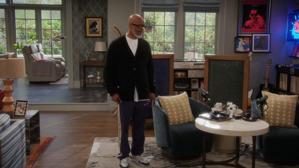 Palm Angels Pants and Nike Shoes in Poppa's House S01E07 “Brokeback” (2024) (Image 5)